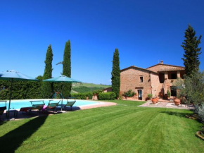 Отель Attractive Farmhouse in Montalcino with Private Terrace  Сан-Джованни-Д'ассо